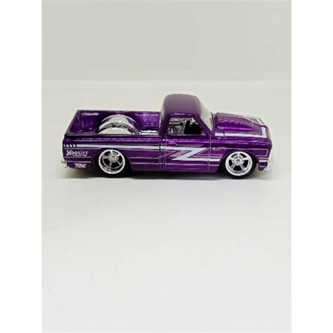 HOT WHEELS 2017 HW HOT TRUCKS 67 CHEVY C10 SUPER TREASURE HUNT Shopee Malaysia
