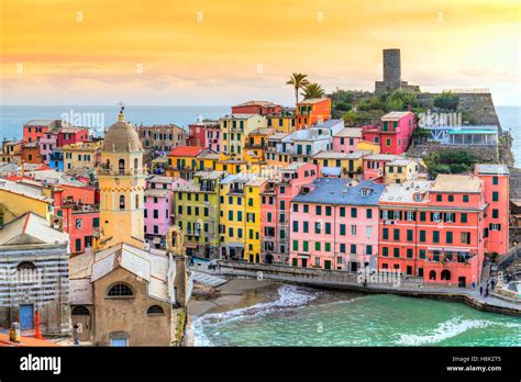 Vernazza Fishing Village Seascape In Five Lands Cinque Terre National