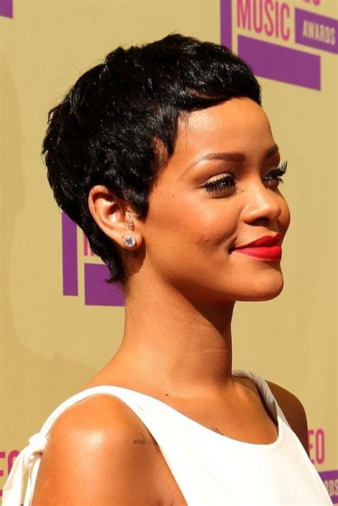 The 18 Greatest Celebrity Pixie Cuts Of The Past Decade Celebrity Pixie Cut Short Hair Styles