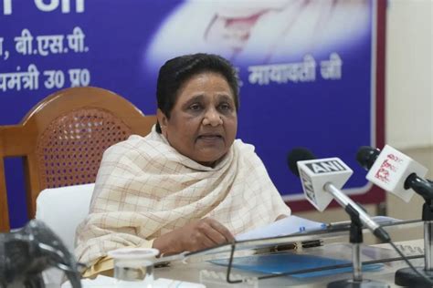 Lok Sabha चुनाव से पहले Bsp का अलग स्टैंड जानें India गठबंधन व अन्य