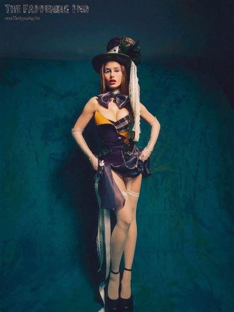 Madelaine Petsch Nude And Sexy Barefoot Photos The Fappening