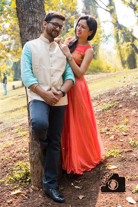 Clothes For Pre Wedding Photoshoot Online