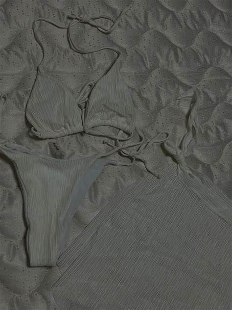 3 PCS BIKINI SET Women S Fashion Swimwear Bikinis Swimsuits On Carousell