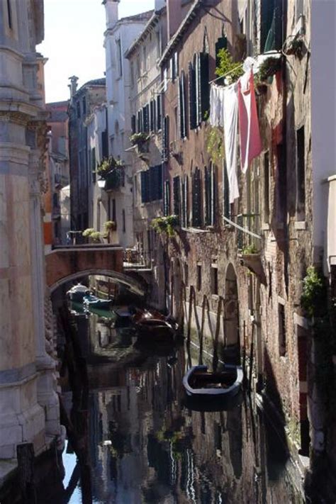 Venetian canals | Travel Story and Pictures from Italy