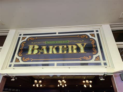 Main Street Bakery Overview | Disney's Magic Kingdom Dining - DVC Shop