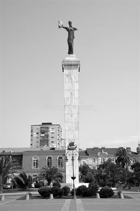 A Estátua Medea é Um Monumento a Medea Uma Princesa Colchiana Da