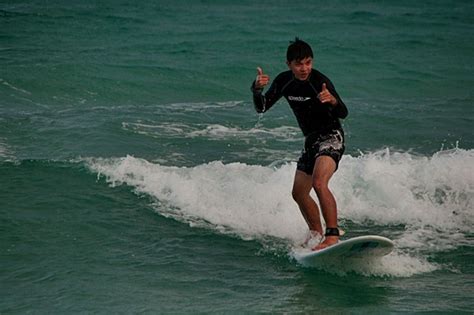 Surfing at Blue Lagoon in Pagudpud, Ilocos Norte – soloflightEd