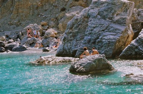 Le naturisme dans un camping insolite vivez la nudité en pleine