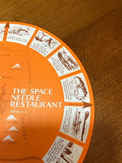 Vintage The Space Needle Restaurant Circle Menu Menu Boissons Etsy