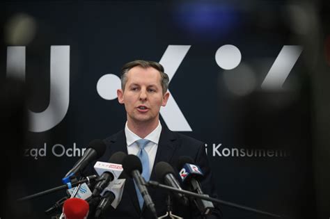 Silosy Zbo Owe Pod Lup Uokik Policja I Przeszukania W Siedzibach Firm