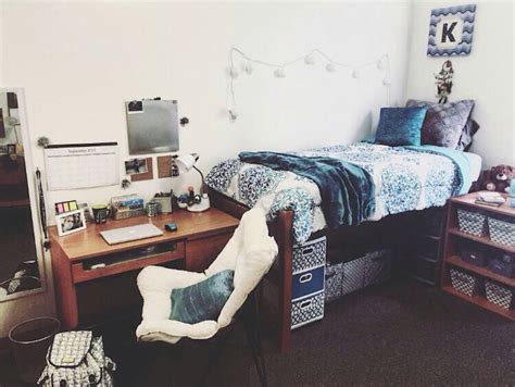 Stunning And Cute Dorm Room Decorating Ideas 44 Girls Dorm Room