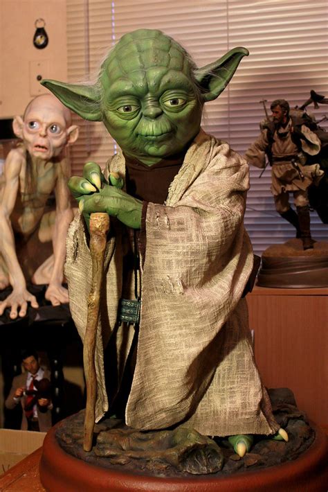 Sideshow Star Wars Yoda Life Size Figure Lançado