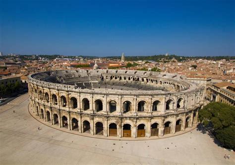 Arènes de Nîmes programme des concerts 2025 festival et billetterie