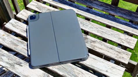 Logitech Slim Folio Pro Review | PCMag