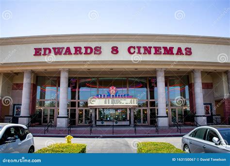 Edwards 8 Cinemas sign editorial photography. Image of line - 163150067