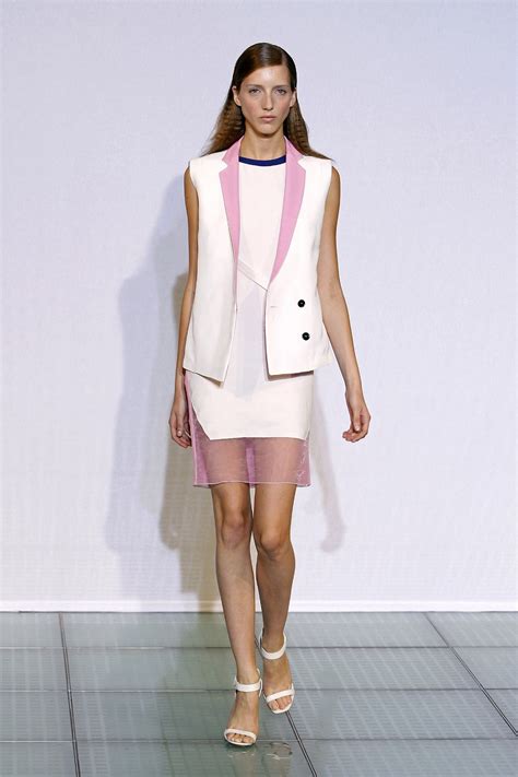 Costume National Ready To Wear Spring Summer 2012 Paris - NOWFASHION