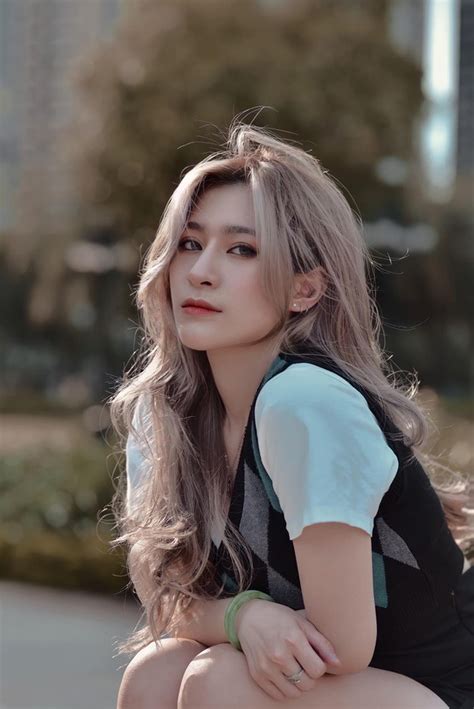 Loạt hot girl hot boy ảnh thẻ khuấy đảo MXH Nhìn mà muốn xin học cùng ghê