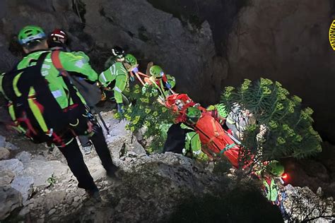 Colpita Da Malore Durante Un Escursione Turista Spagnola Soccorsa A