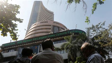 Sensex Falls Nearly 700 Points Nifty Plunges Amid Weak Global Cues India Today