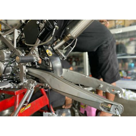 Jual Swing Arm KLX Replika KTM Lislas Original Shopee Indonesia