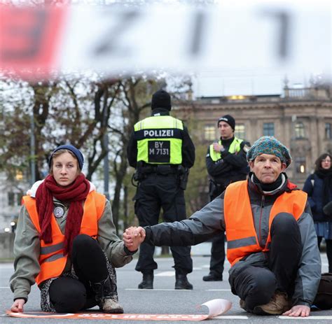 Letzte Generation Neue Blockaden Von Klimaaktivisten In Berlin Und