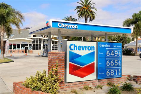 Chevron Gas Station Ventura California Stock Photo - Download Image Now ...