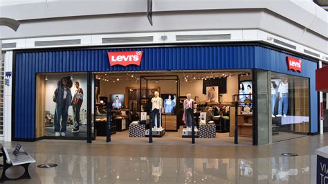 Levis Galerias Atizapán Mega Building