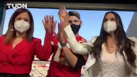 Alan Pulido Y Rodolfo Pizarro Presentes En El Super Bowl TUDN