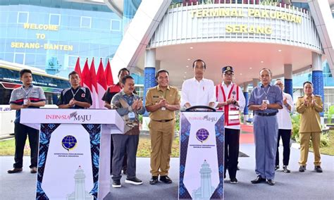 Momen Presiden RI Jokowi Resmikan Terminal Pakupatan Tipe A Di Kota