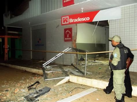 Bandidos Explodem Bradesco Pela Segunda Vez Em Menos De Um Ano