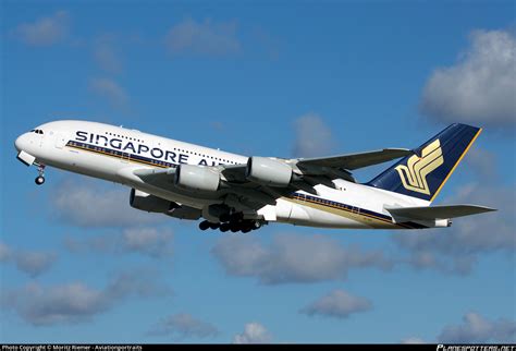 V Skr Singapore Airlines Airbus A Photo By Moritz Riemer