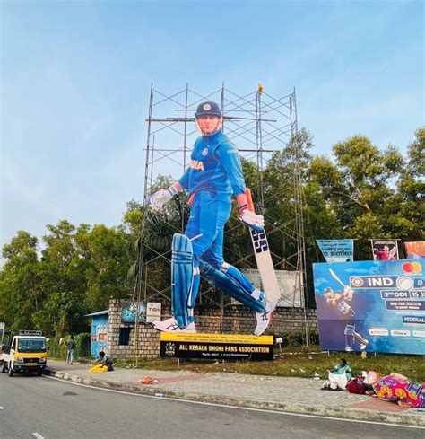 Digital Footsteps On Twitter RT Aashnamalani MSDhoni Craze Is Real