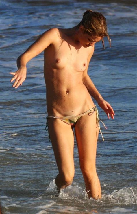 Candid Bikini Camel Toe Cumception