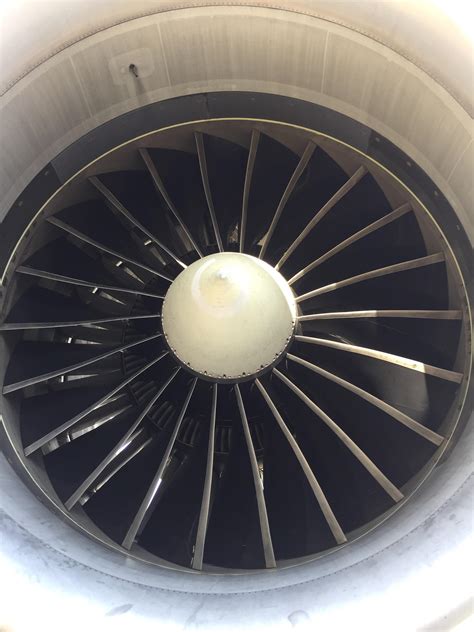 777’s engine : r/AircraftMechanics