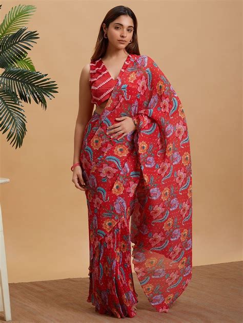 Buy Red Pleated Saree Vj July S Red Vj July The Loom