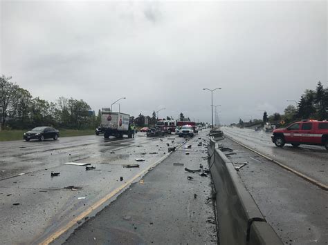 1 dead as separate crashes involving semis snarl I-5 traffic in Tacoma