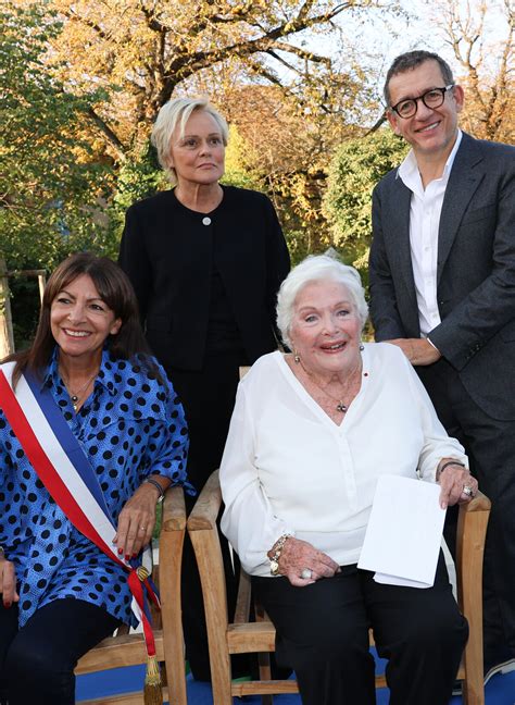 Photo Anne Hidalgo Maire De Paris Muriel Robin Line Renaud Et Dany