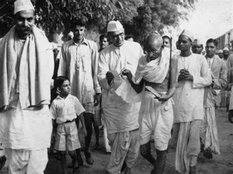 Mahatma Gandhi Life Freedom Movement History Quotes And Facts