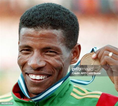 Haile Gebrselassie Photos And Premium High Res Pictures Getty Images