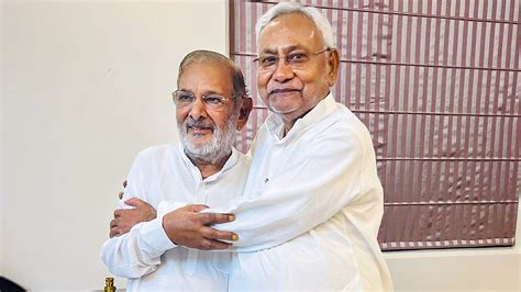 Nitish Kumar meets Sharad Yadav in Delhi; ex-JD(U) leader's message for ...