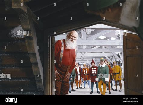 Elf 2003 bob newhart hi-res stock photography and images - Alamy