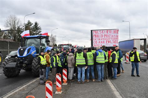 Protest Rolnik W Na Alei Jana Iii Sobieskiego We Wroc Awiu Radiomaryja Pl