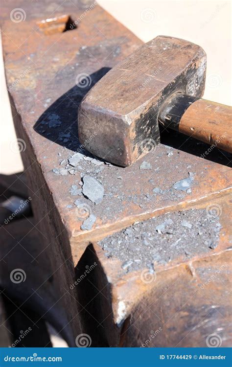 Anvil And Hammer Stock Image Image Of Equipment Metal 17744429