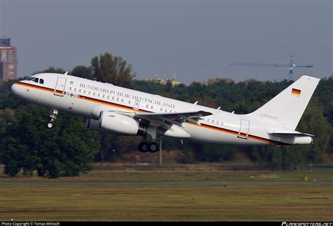 15 01 Luftwaffe German Air Force Airbus A319 133 ACJ Photo By Tomas