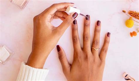 Nude Nail Polish Elegance A Timeless And Stylish Option Arabian Diaries