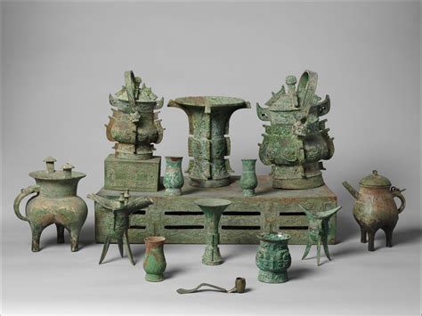 Ancient China - Three dynasties birth Chinese art and philosophy.