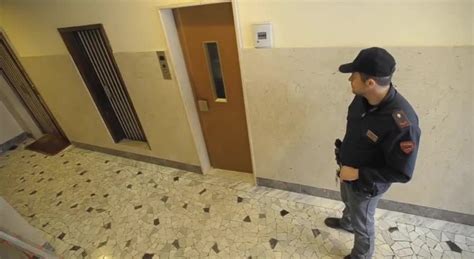 Roma Ascensore Precipita In Un Palazzo Paura Tra I Clienti Di Un Hotel