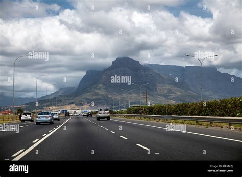 N1 Highway Into Cape Town City South Africa Stock Photo Alamy