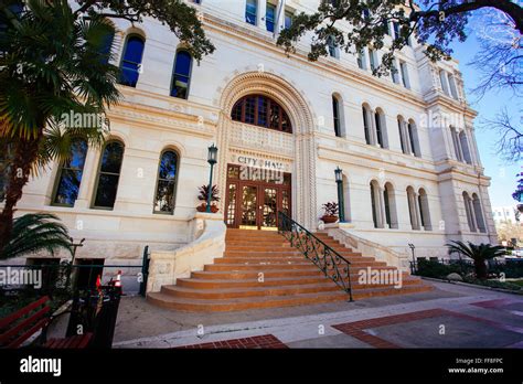 San Antonio City Hall Exterior Entrance Stock Photo Alamy