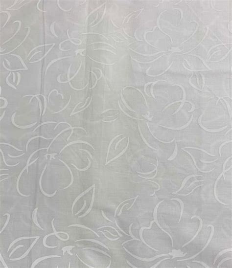 Calligraphy Flowers White On White Banyan Classics Pearl Banyan Batiks